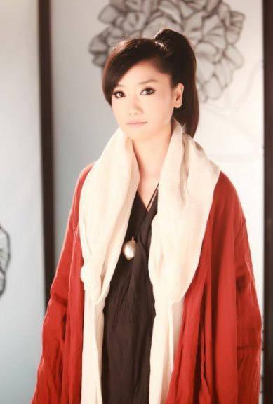 蒙古格格女明星,女明星的璀璨星途